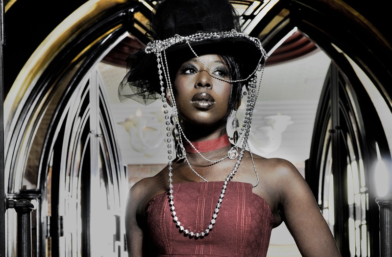 Shirley Davis & The Silverbacks lanzan single y videoclip Muzikalia