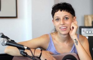 Travis Birds foto 02