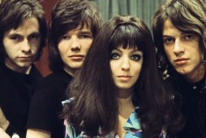 Shocking Blue Love Buzz