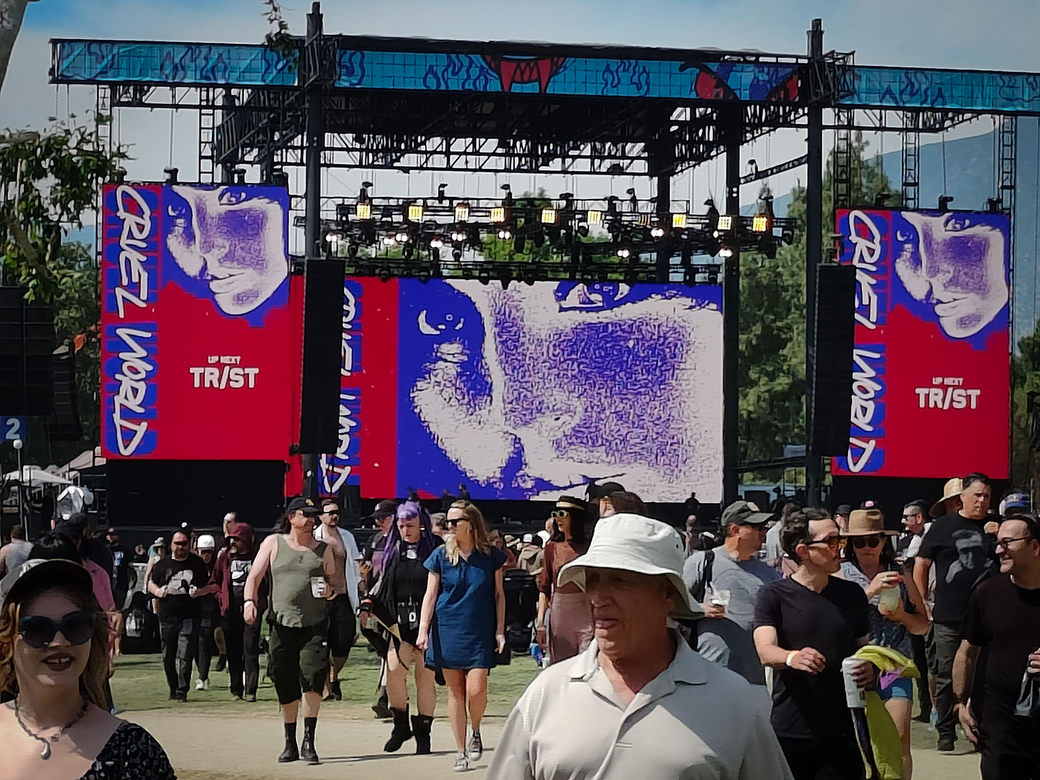 Especial Cruel World Festival. Parque Rose Bowl (Pasadena, LA