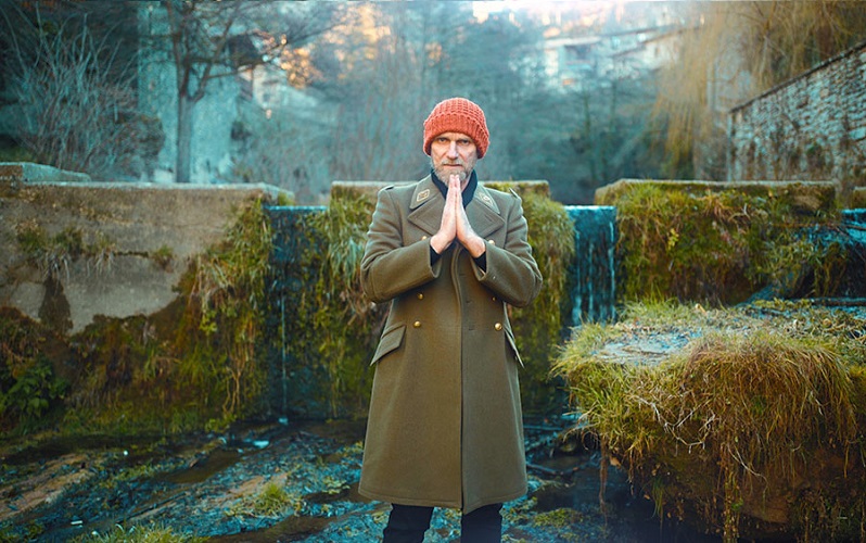 A Permanent Shadow foto