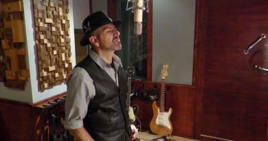 Luis Mera Lucky foto