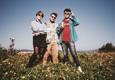 Triángulo de amor bizarro