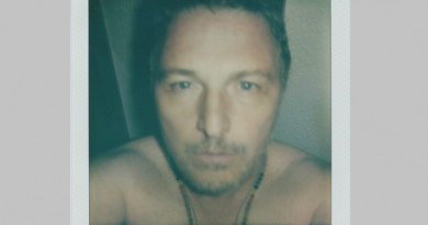 John Martinez foto 2026