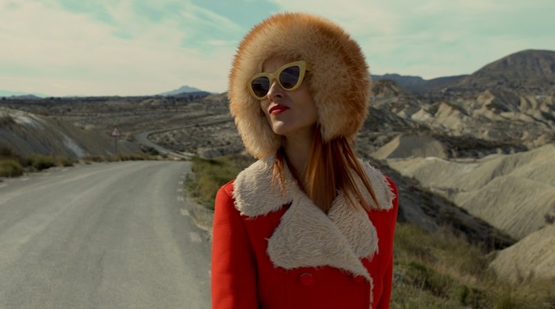 Clara Plath videoclip "Una nueva idea"